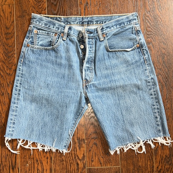 LEVI’S 501 Bermuda Cut Offs 33- Size 10 Womens - Picture 9 of 10
